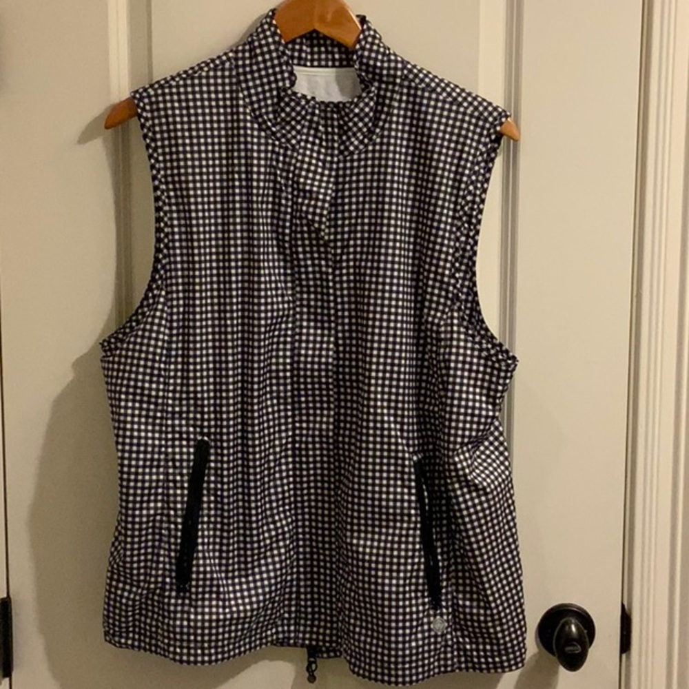 T by Talbots water resistant Black and White Gingham Vest